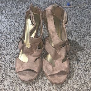 Size 6 - Velvet
